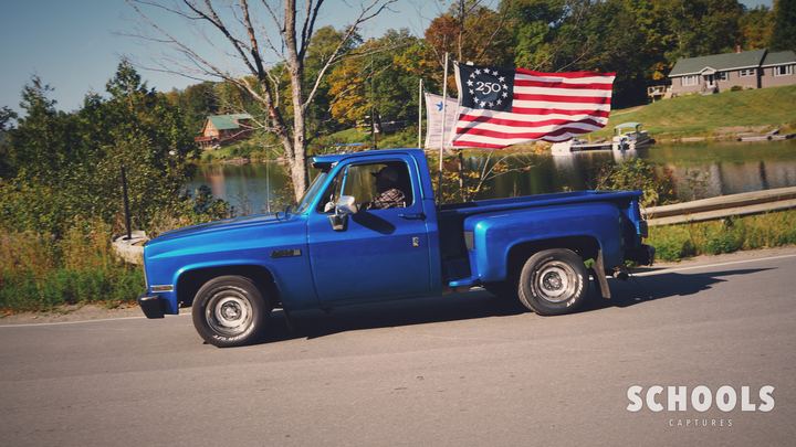 Blue stepside with flag